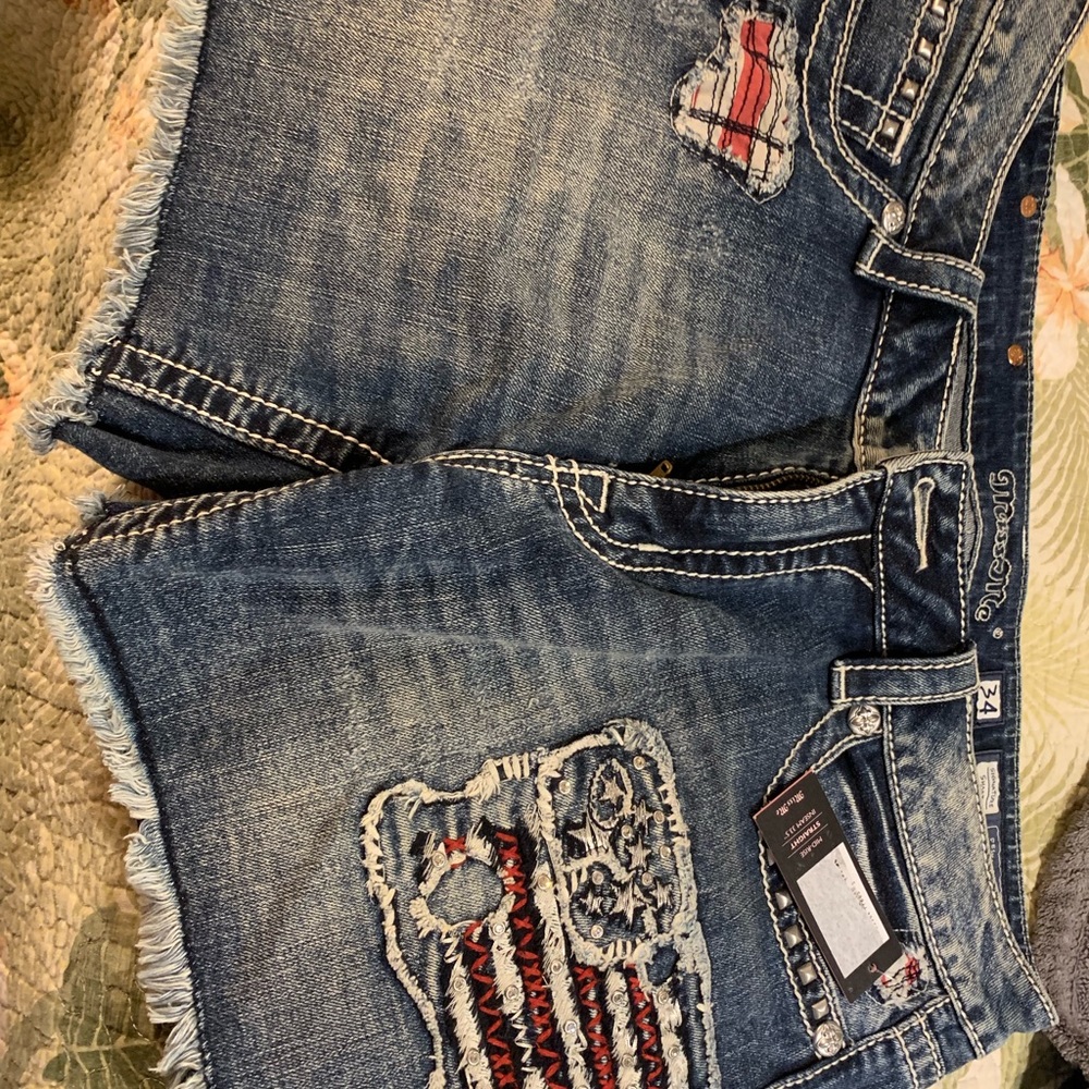 Miss me Shorts